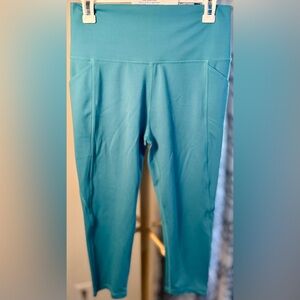 Senita Athletics Harbor Lux Pace Capri Leggings